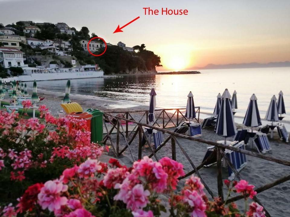 Panoramic Apartments In Villa In Center "The Beach And The Cliff" 1 Agropoli Εξωτερικό φωτογραφία